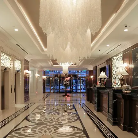 Latanya Hotel